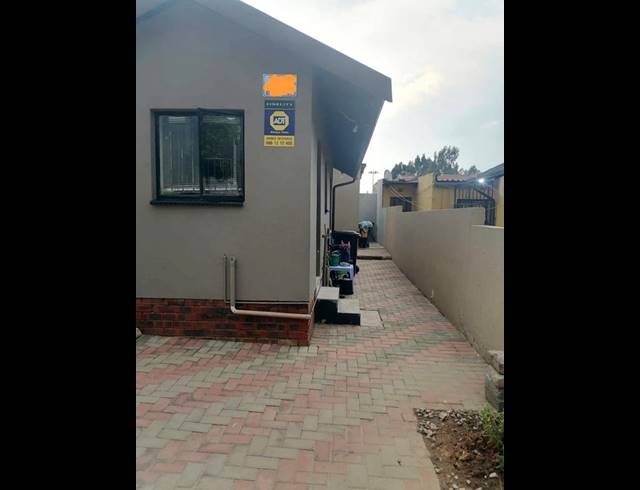 2 BEDROOM HOUSE FOR SALE IN NATURENA